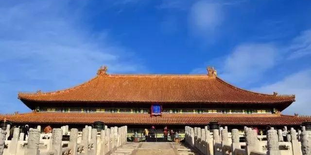 建筑物的“對(duì)稱”之美！