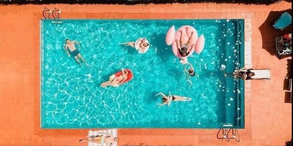 全球最美泳池設(shè)計(jì)，炎炎夏日里的一抹清涼